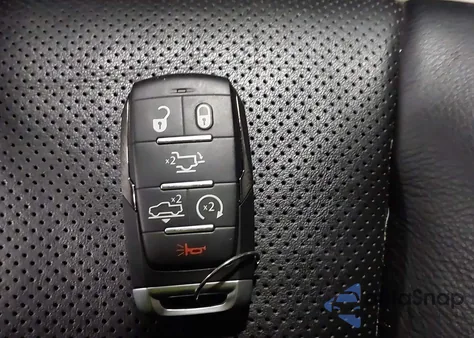 2021 Ram 1500 Limited 4X4 6'4 Box z USA, uszkodzony, nr VIN 1C6SRFPT4MN576546